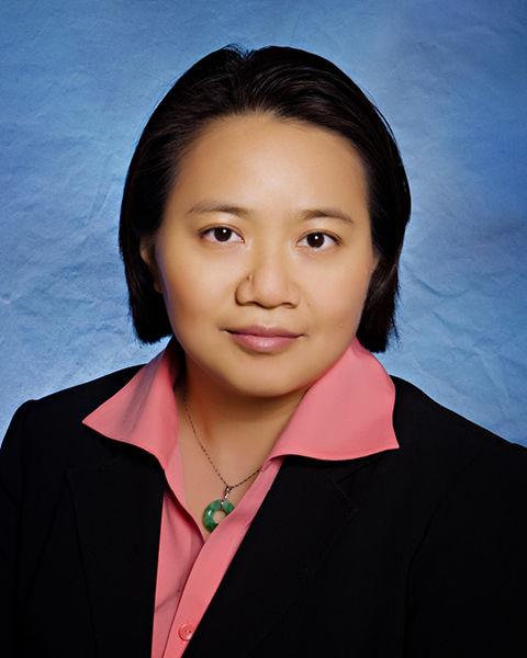 ada leung headshot